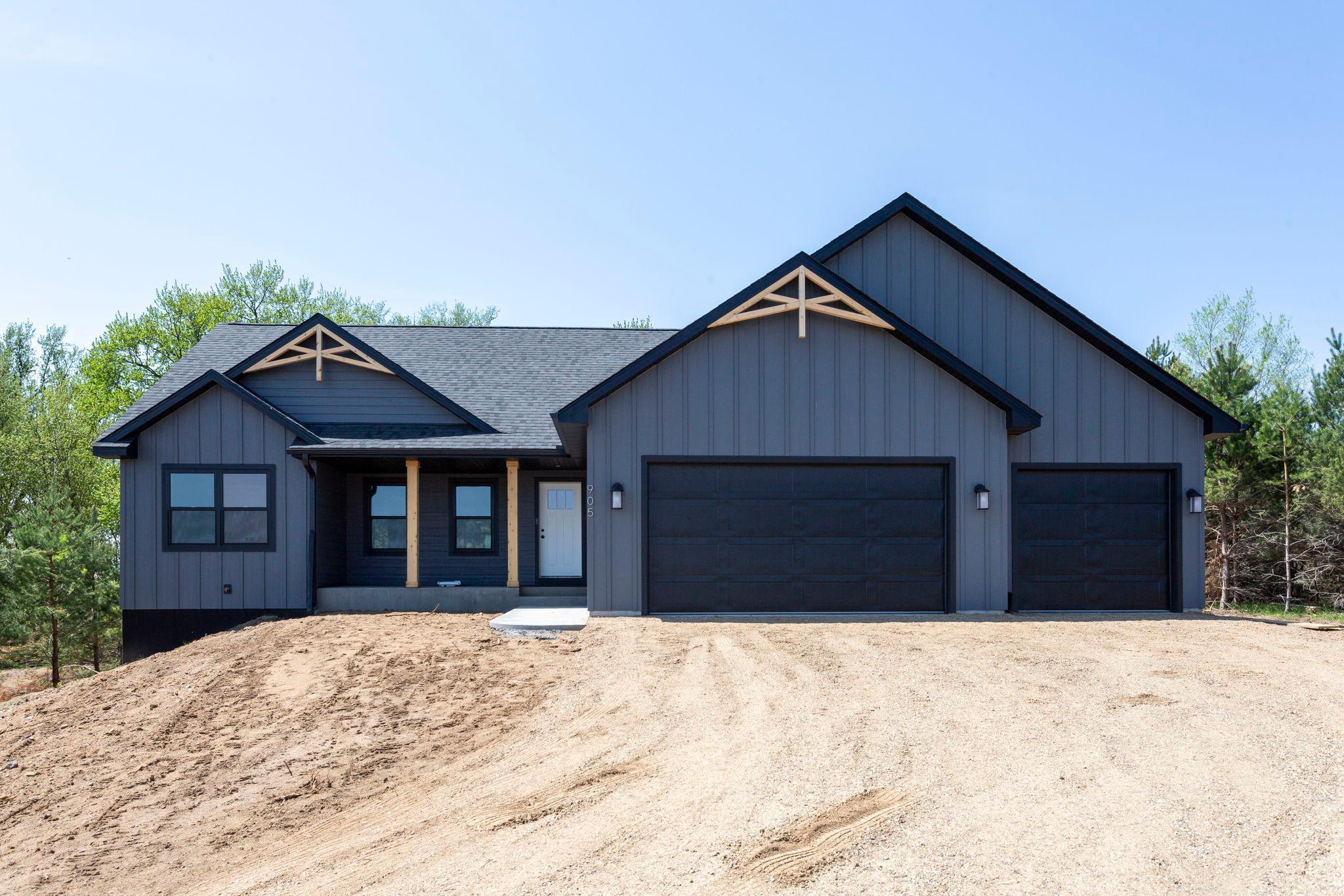 Hudson Twp, Wisconsin, 54016, United States, 3 Bedrooms Bedrooms, ,2 BathroomsBathrooms,Residential,For Sale,1877460
