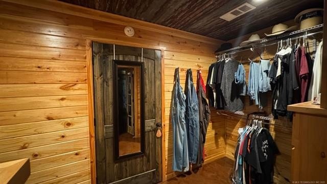 Hodgen, Oklahoma, 74939, United States, 4 Bedrooms Bedrooms, ,3 BathroomsBathrooms,Residential,For Sale,1979733