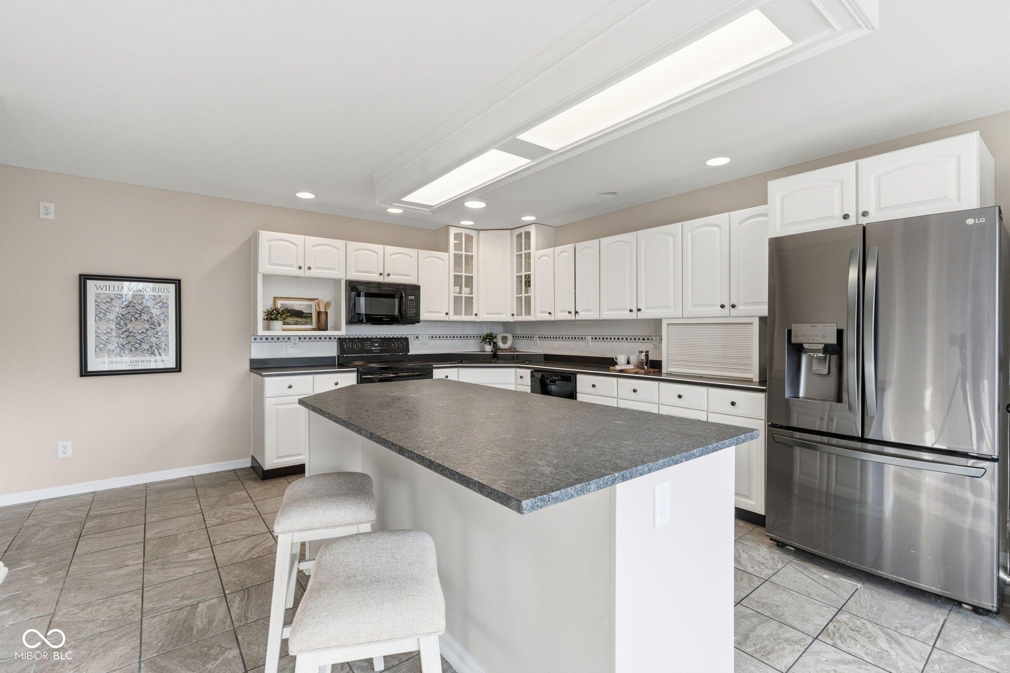 Fairland, Indiana, 46126, United States, 5 Bedrooms Bedrooms, ,4 BathroomsBathrooms,Residential,For Sale,1976010