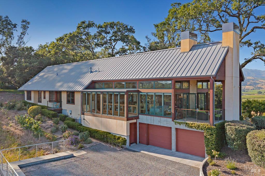 Healdsburg, California, 95448, United States, 3 Bedrooms Bedrooms, ,4 BathroomsBathrooms,Residential,For Sale,1866142