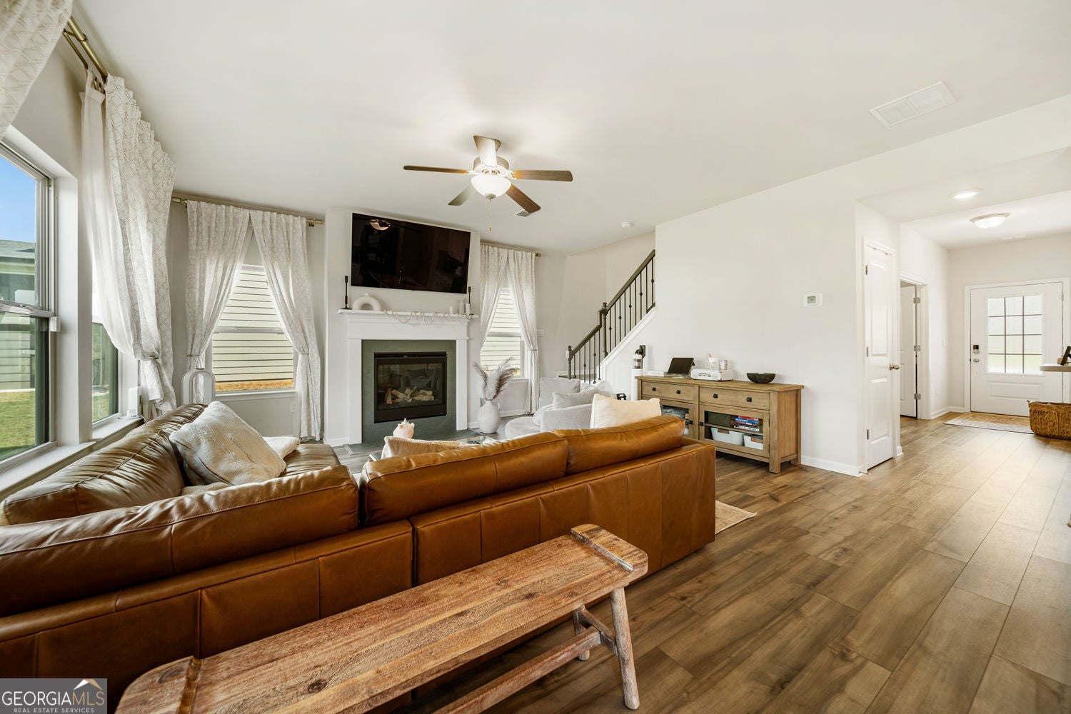 Lilburn, Georgia, 30047, United States, 4 Bedrooms Bedrooms, ,3 BathroomsBathrooms,Residential,For Sale,1913992