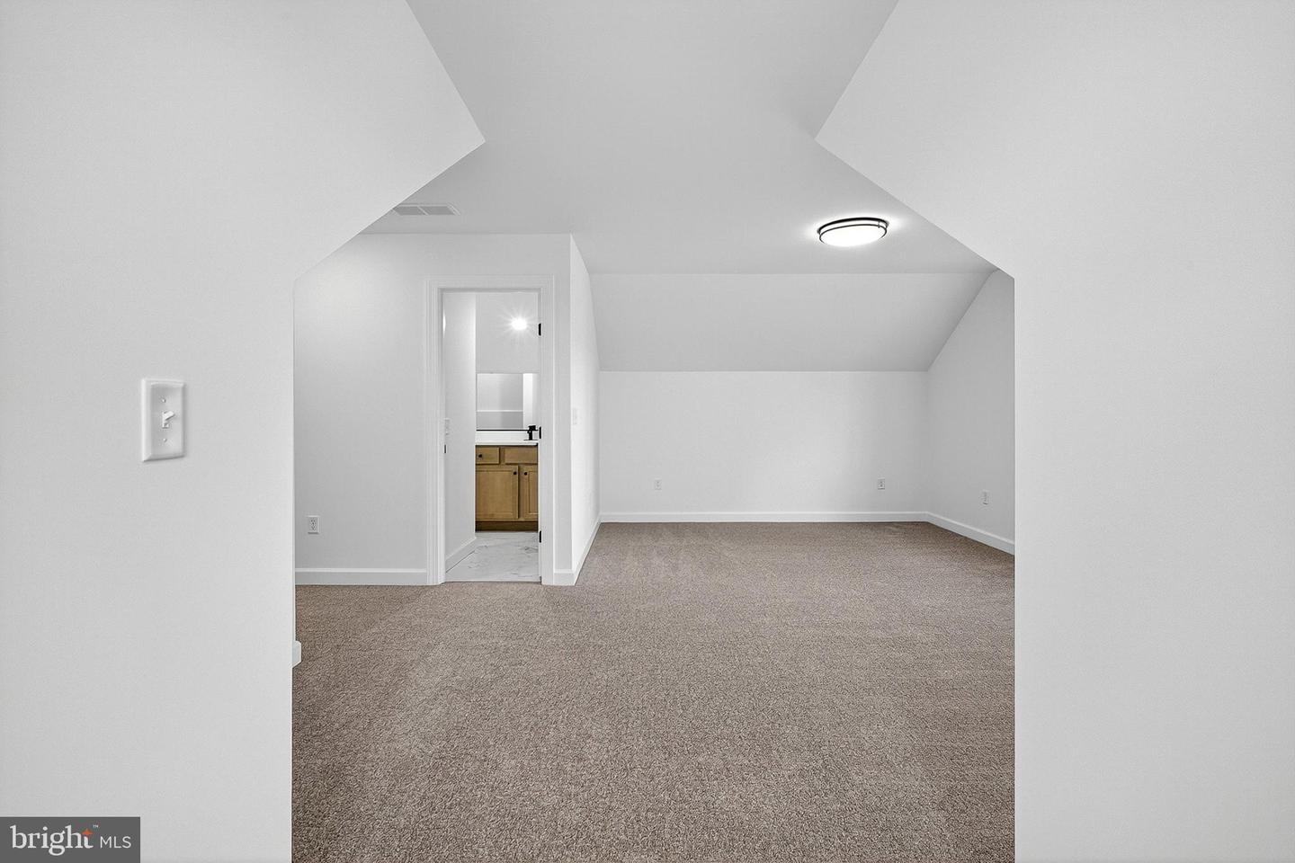 LINCOLN, Delaware, 19960, United States, 4 Bedrooms Bedrooms, ,4 BathroomsBathrooms,Residential,For Sale,1989943