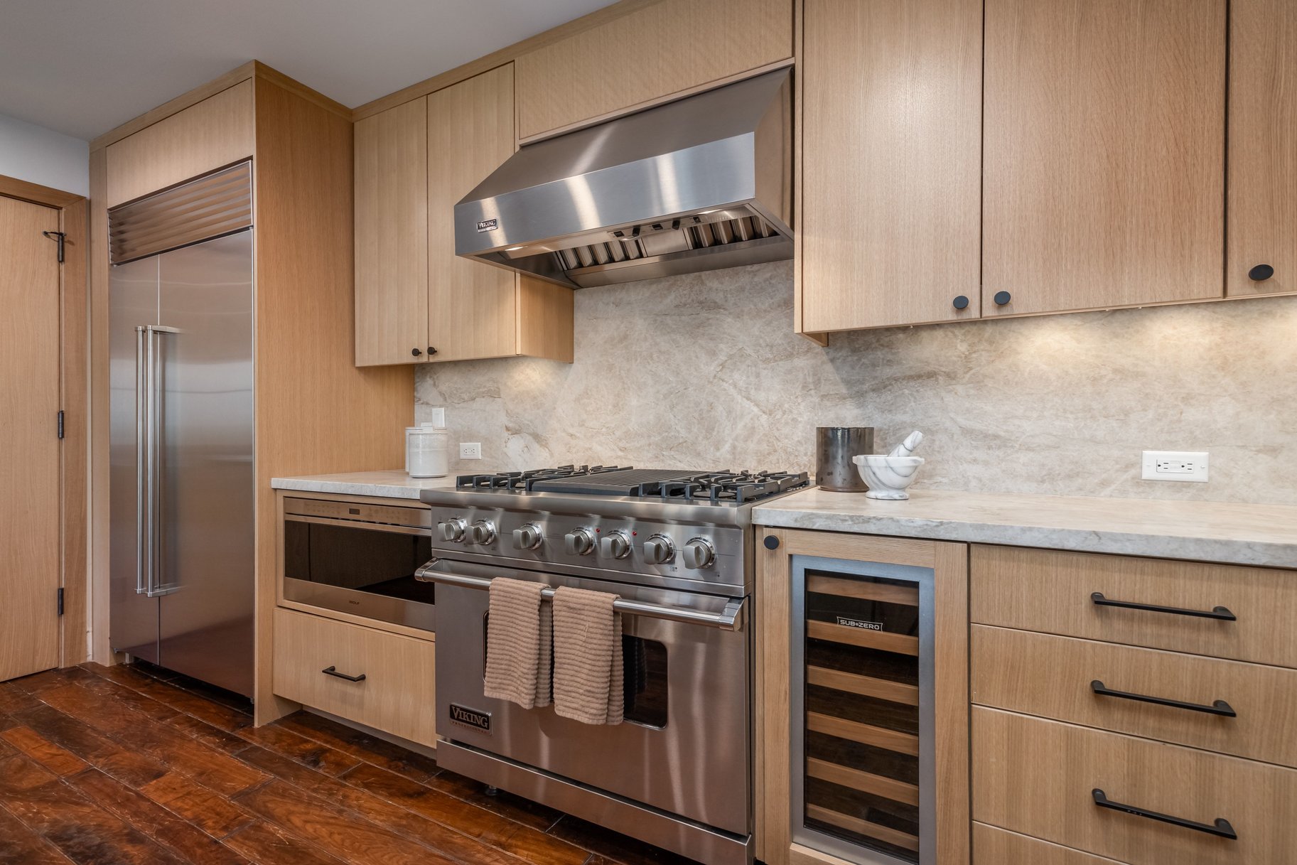  Warmth, reimagined at Altitude, 2 Bedroom + Den, Montage Residences Deer Valley - 物件實景