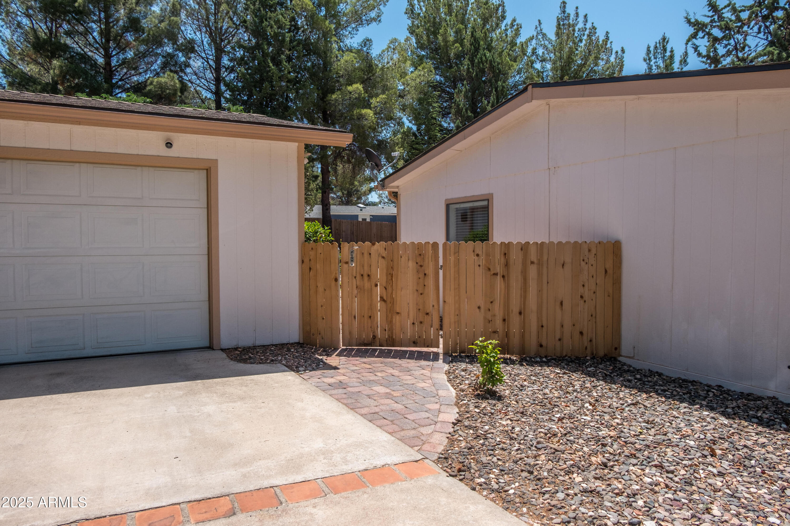 Sedona, Arizona, 86336, United States, 3 Bedrooms Bedrooms, ,Residential,For Sale,1942085