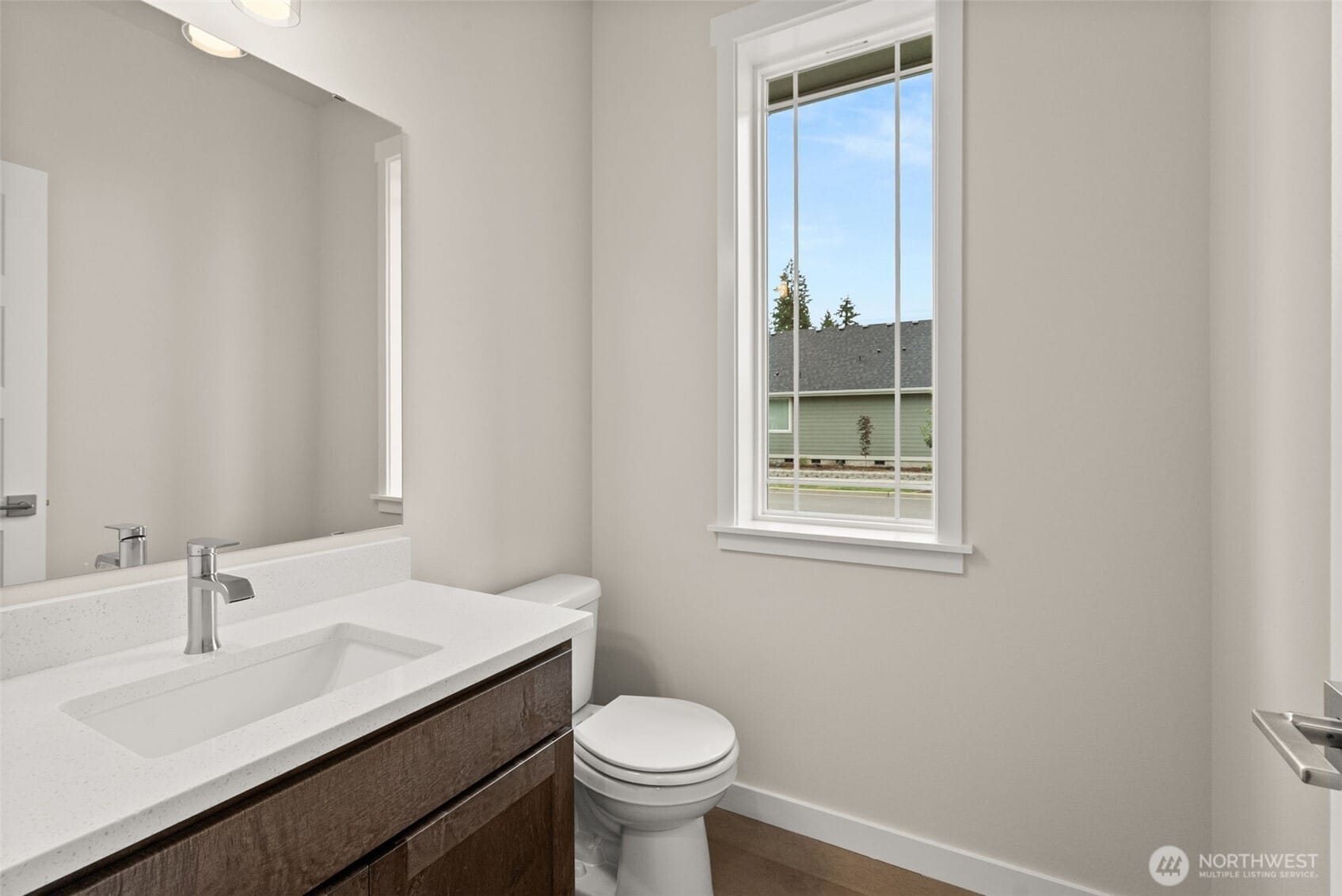 Tumwater, Washington, 98512, United States, 4 Bedrooms Bedrooms, ,3 BathroomsBathrooms,Residential,For Sale,1897301