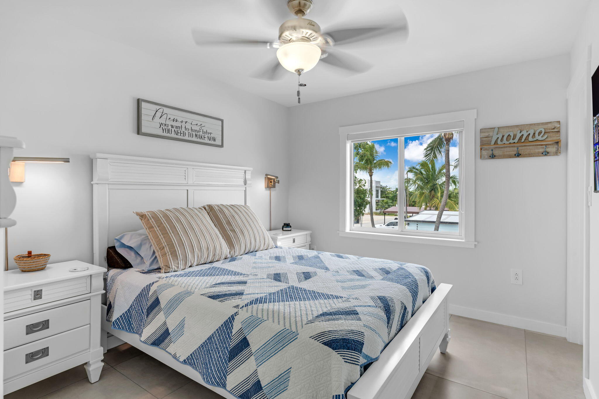 KEY LARGO, Florida, 33037, United States, 4 Bedrooms Bedrooms, ,3 BathroomsBathrooms,Residential,For Sale,1991909