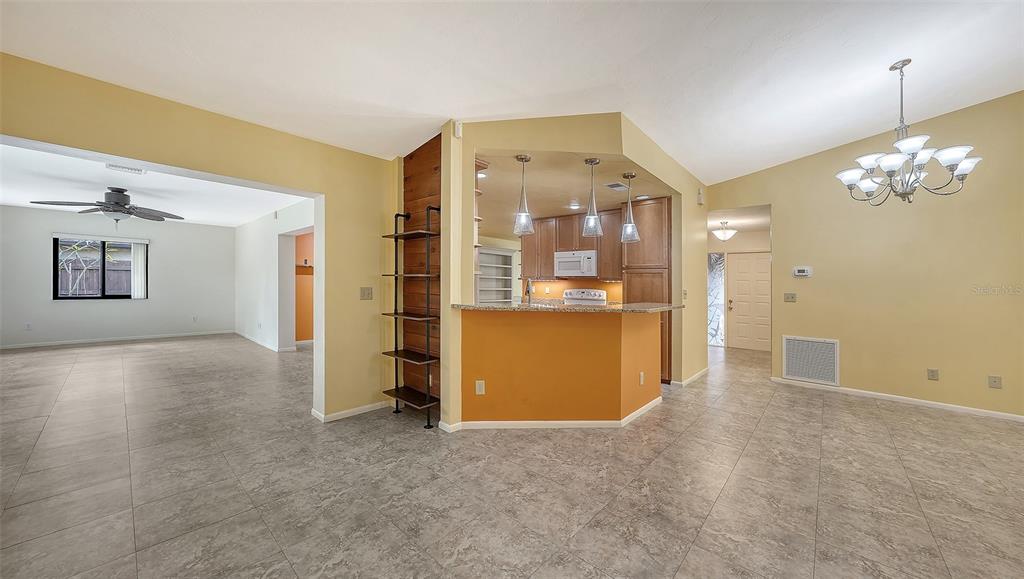 Bradenton, Florida, 34209, United States, 3 Bedrooms Bedrooms, ,2 BathroomsBathrooms,Residential,For Sale,2001818