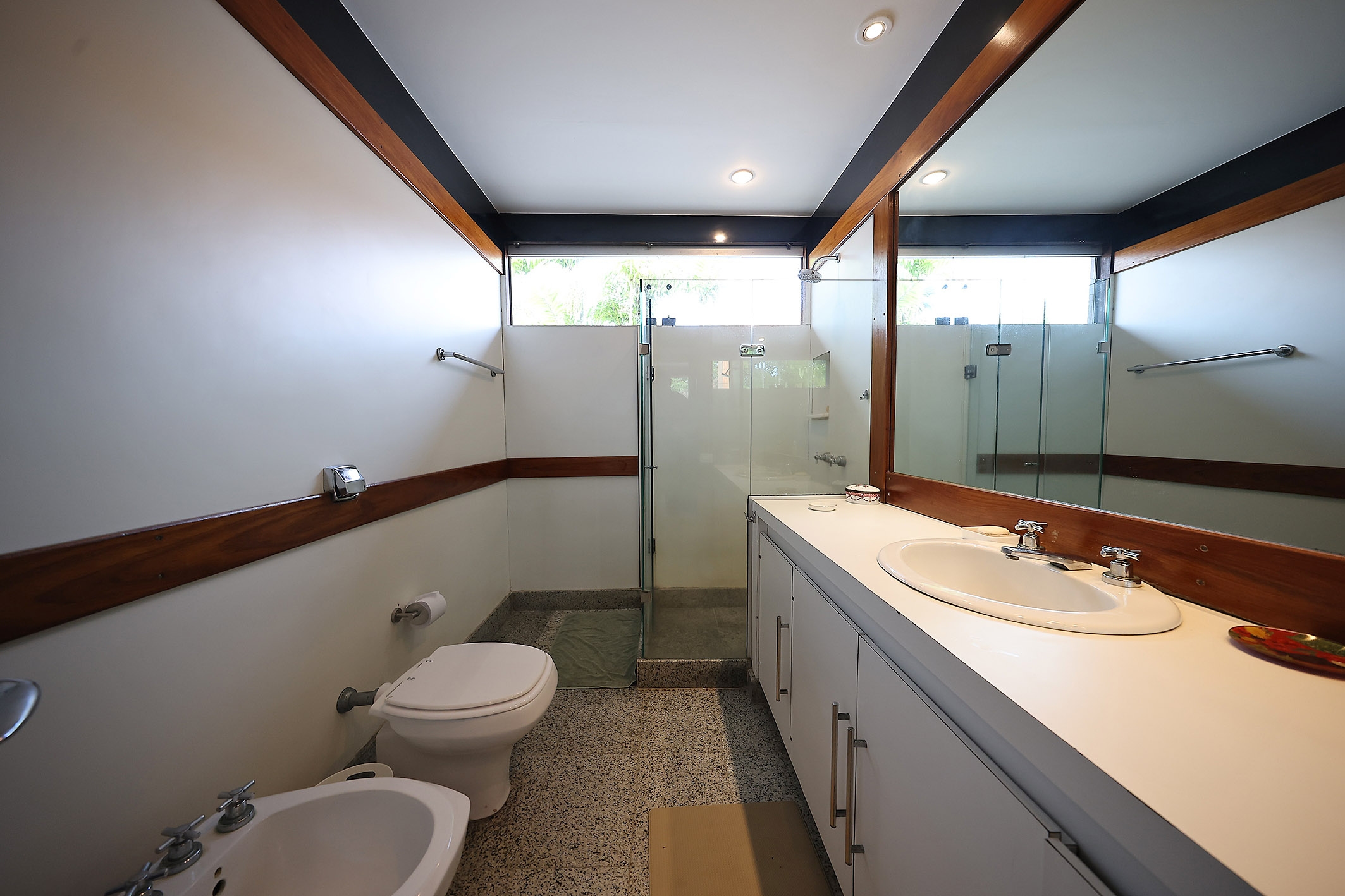  Cláudio Bernardes-designed house integrated with nature - 物件實景