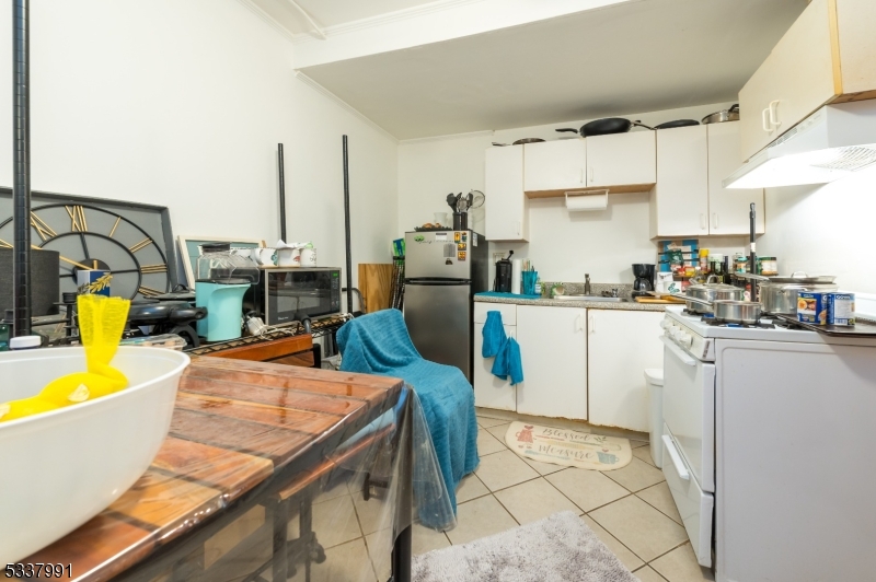 South Orange Village Twp., New Jersey, 07079, United States, 14 Bedrooms Bedrooms, ,4 BathroomsBathrooms,Residential,For Sale,1992962