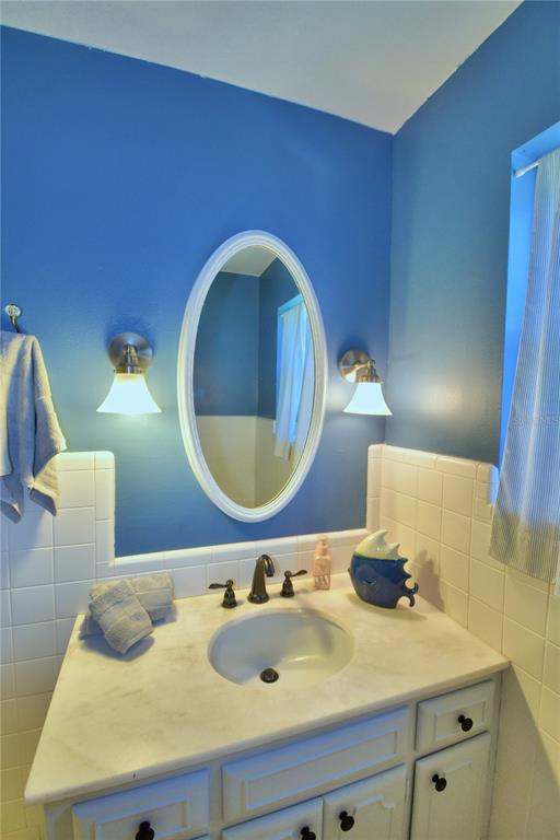 Bartow, Florida, 33830, United States, 5 Bedrooms Bedrooms, ,3 BathroomsBathrooms,Residential,For Sale,1839878
