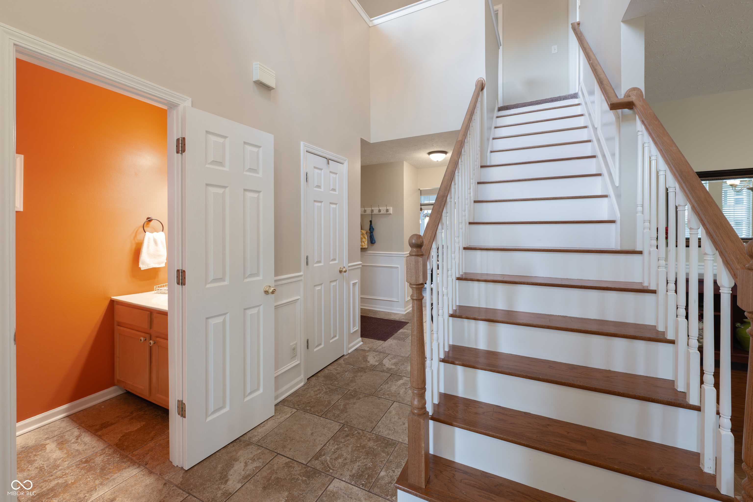 Carmel, Indiana, 46033, United States, 4 Bedrooms Bedrooms, ,4 BathroomsBathrooms,Residential,For Sale,1975371