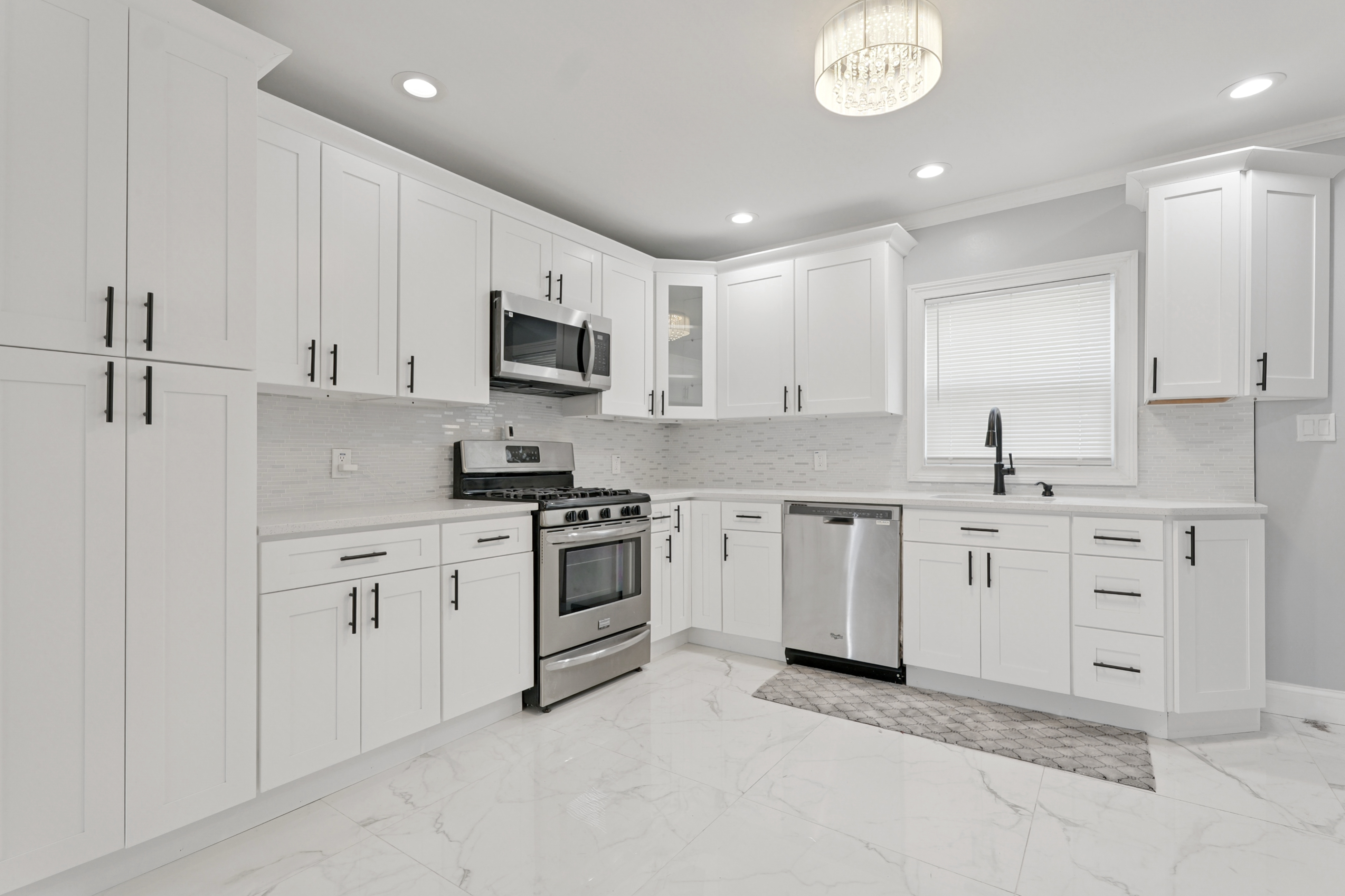 Maplewood, New Jersey, 07040, United States, 4 Bedrooms Bedrooms, ,5 BathroomsBathrooms,Residential,For Sale,1976450