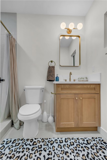 Long Beach, California, 90805, United States, 3 Bedrooms Bedrooms, ,2 BathroomsBathrooms,Residential,For Sale,1989941