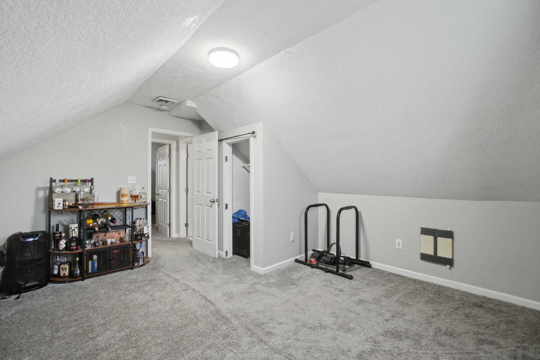  2304 Elaine Avenue, Norfolk, VA 23518 - 物件實景
