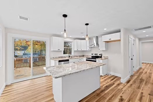 Whitman, Massachusetts, 02382, United States, 2 Bedrooms Bedrooms, ,1 BathroomBathrooms,Residential,For Sale,1992846