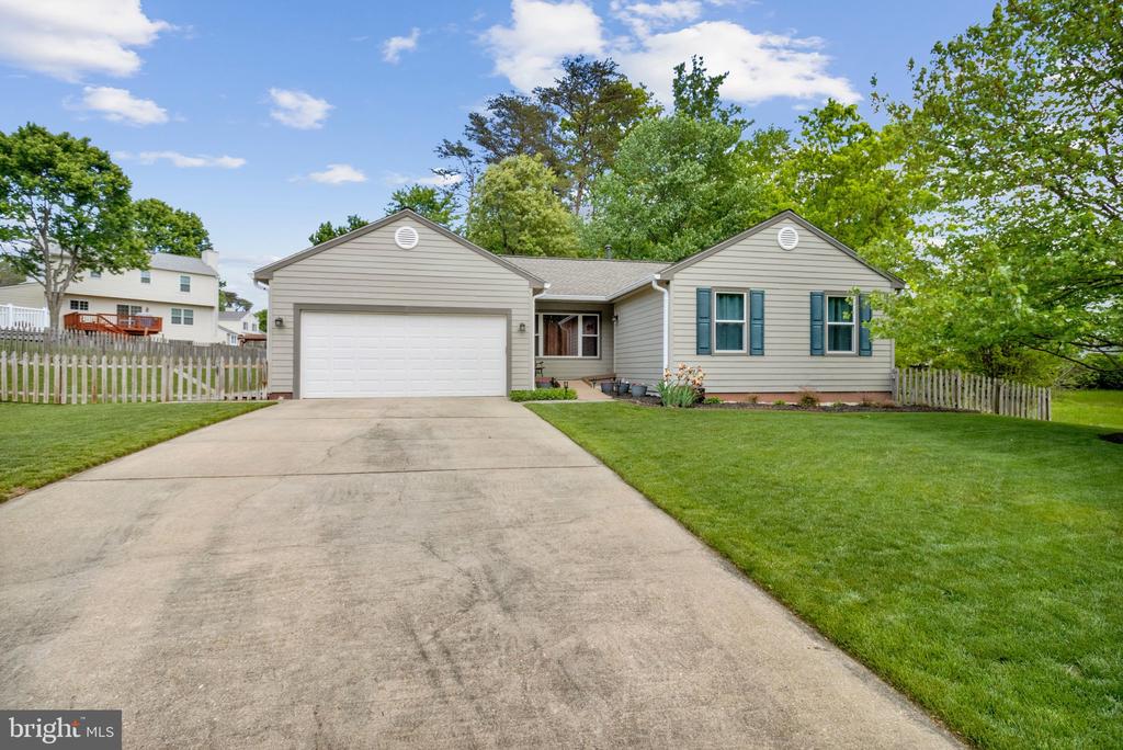Burke, Virginia, 22015, United States, 3 Bedrooms Bedrooms, ,3 BathroomsBathrooms,Residential,For Sale,2049258