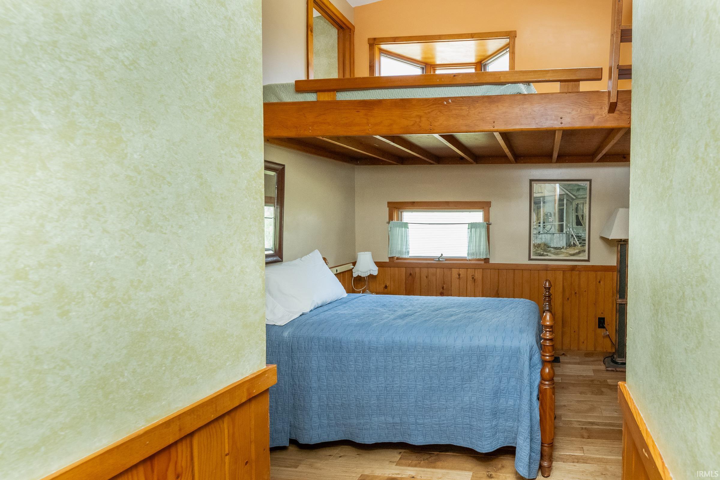 Bloomington, Indiana, 47401, United States, 8 Bedrooms Bedrooms, ,5 BathroomsBathrooms,Residential,For Sale,1988633