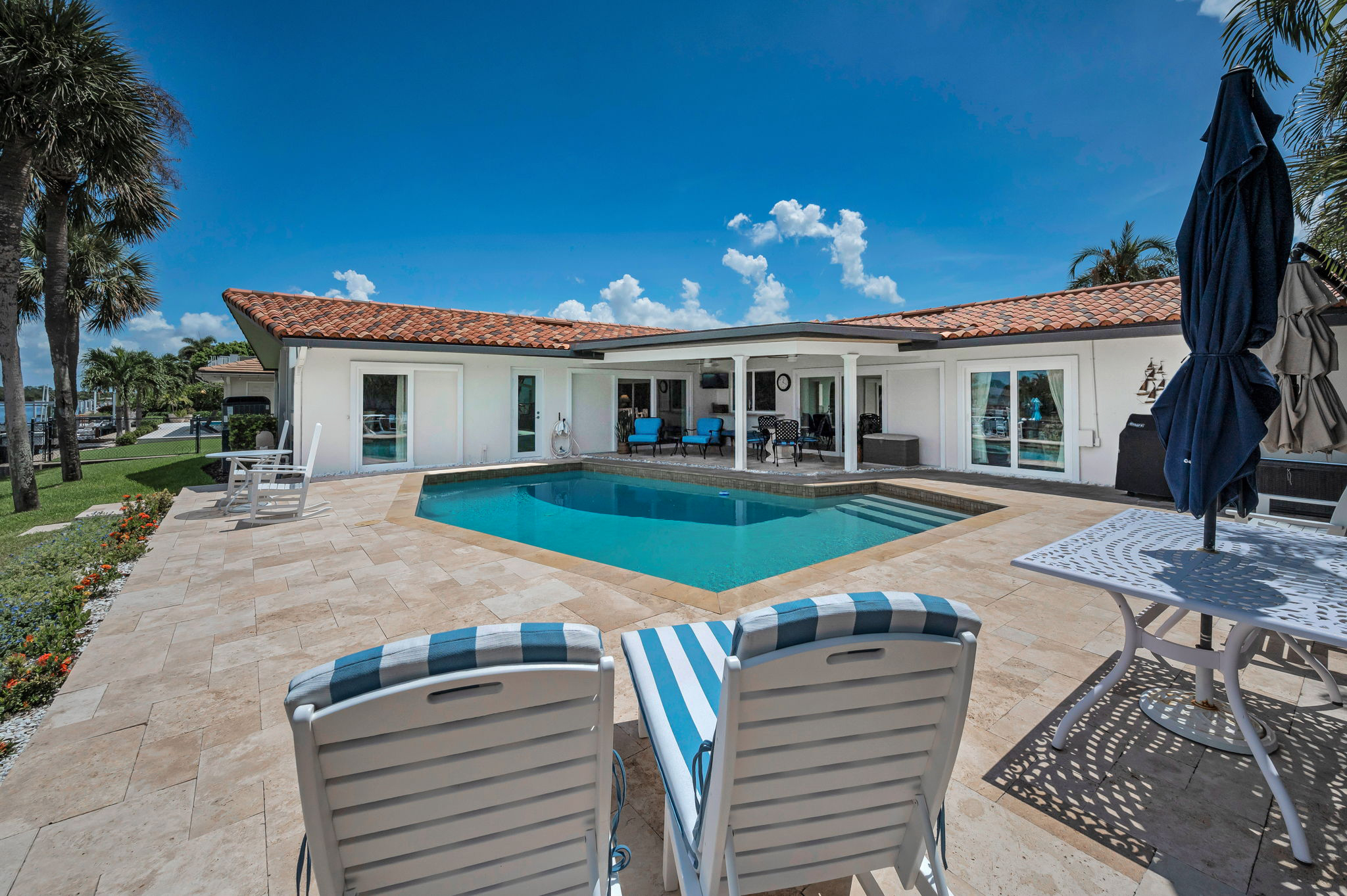 St Petersburg, Florida, 33703, United States, 4 Bedrooms Bedrooms, ,3 BathroomsBathrooms,Residential,For Sale,1978536