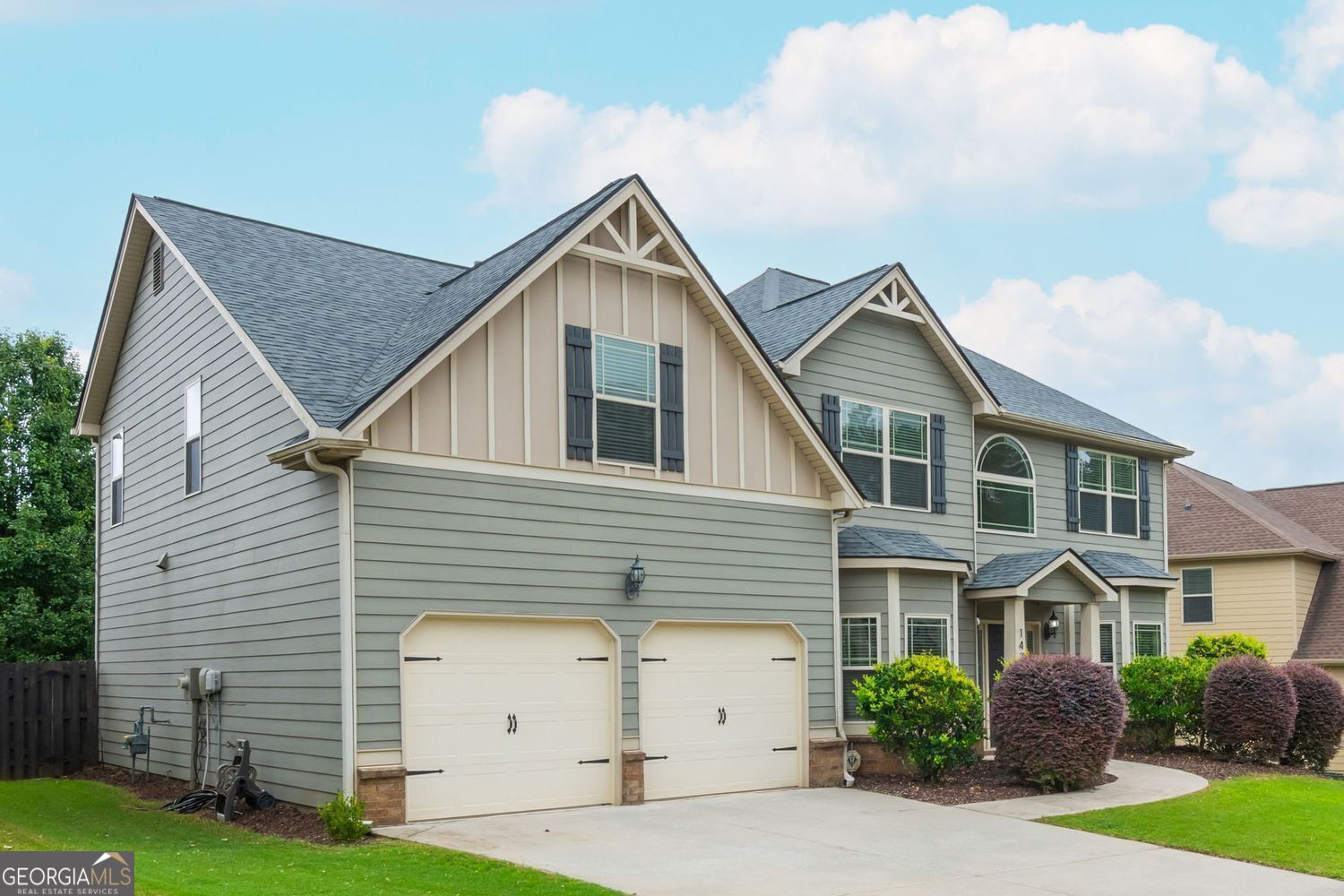 Cumming, Georgia, 30041, United States, 5 Bedrooms Bedrooms, ,3 BathroomsBathrooms,Residential,For Sale,1920285