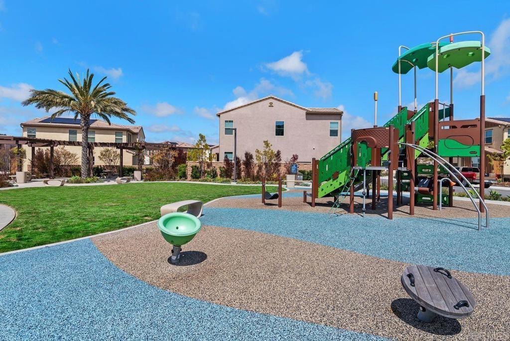 Oceanside, California, 92056, United States, 5 Bedrooms Bedrooms, ,4 BathroomsBathrooms,Residential,For Sale,1766763