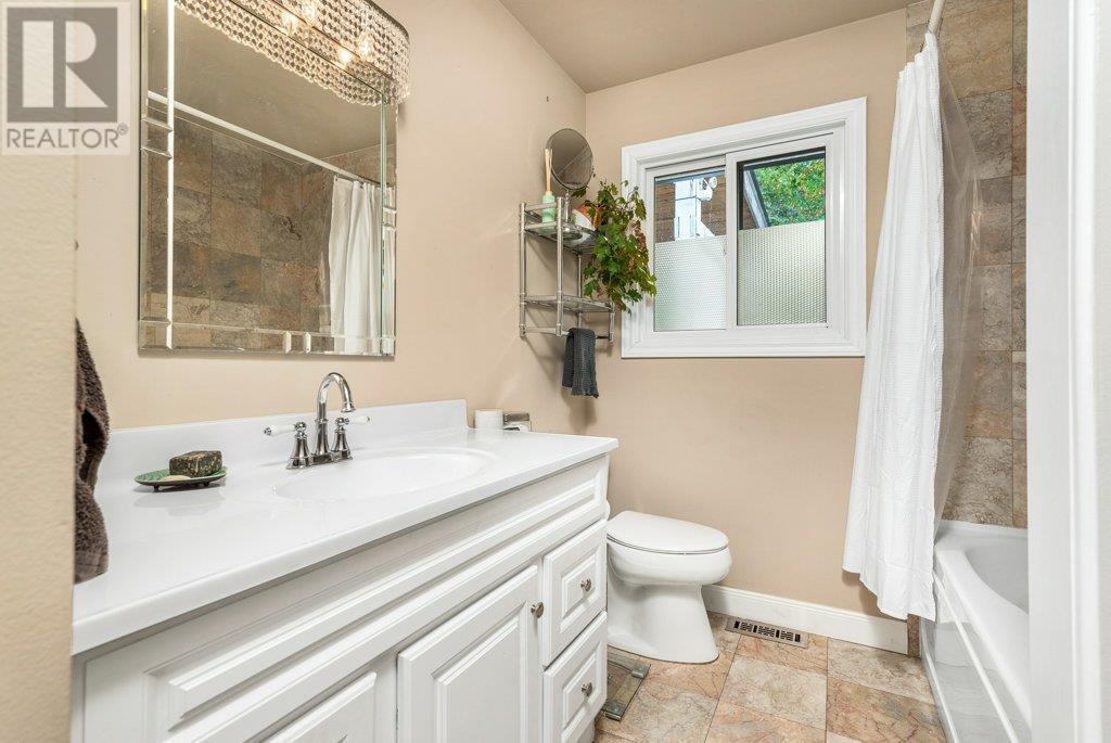 VERNON, British Columbia, V1T 6C6, CA, 3 Bedrooms Bedrooms, ,2 BathroomsBathrooms,Residential,For Sale,1865859