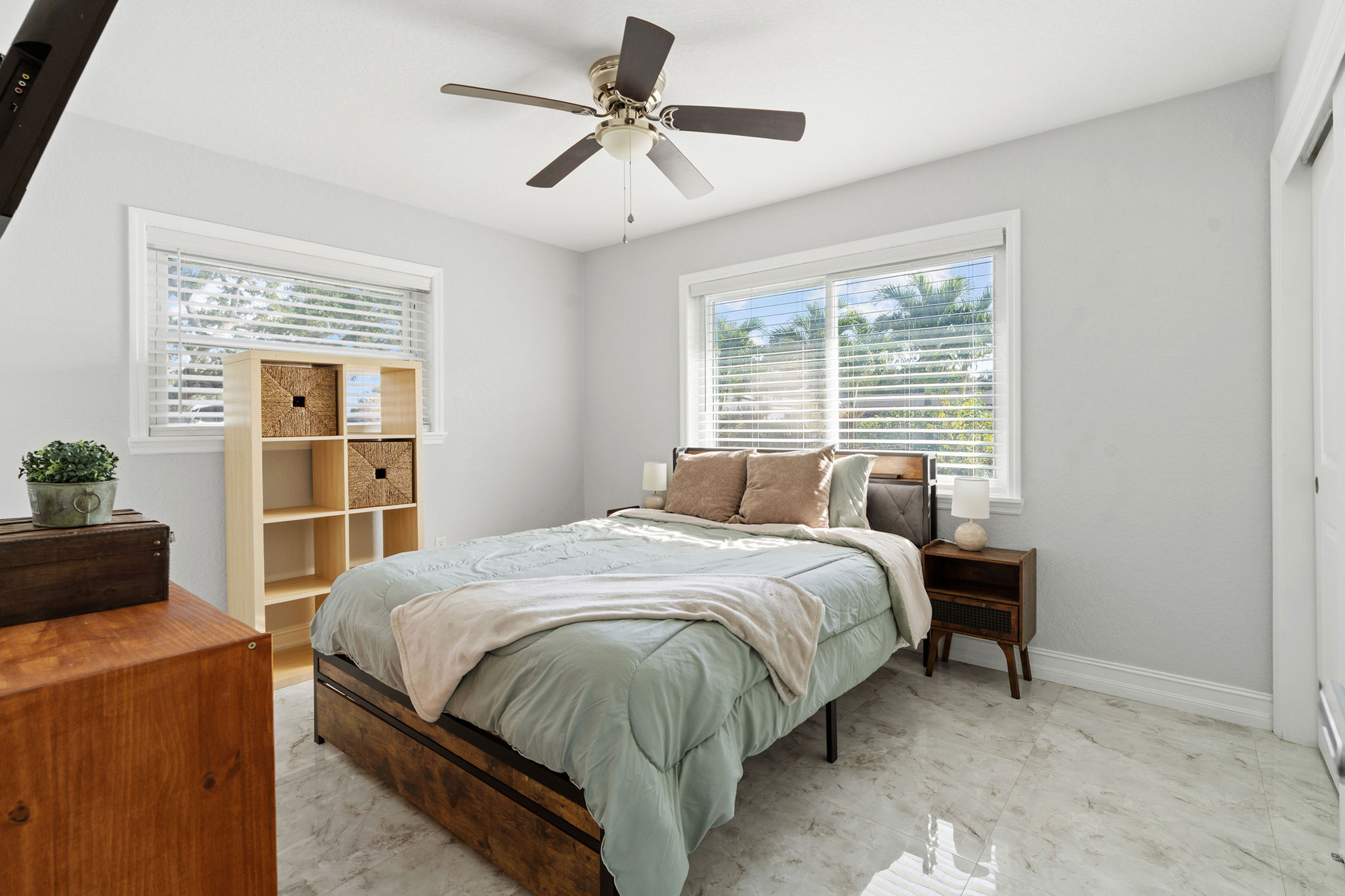 Largo, Florida, 33771, United States, 4 Bedrooms Bedrooms, ,2 BathroomsBathrooms,Residential,For Sale,2005183