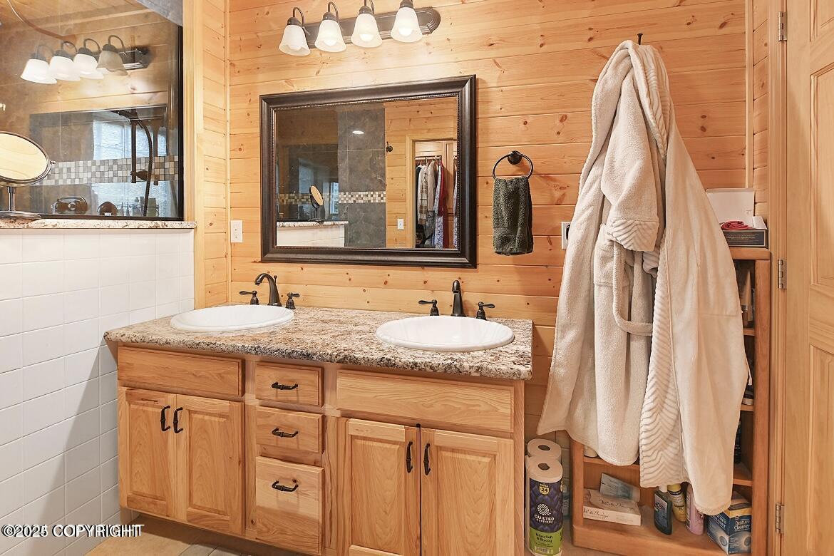 Soldotna, Alaska, 99669, United States, 6 Bedrooms Bedrooms, ,3 BathroomsBathrooms,Residential,For Sale,1984218