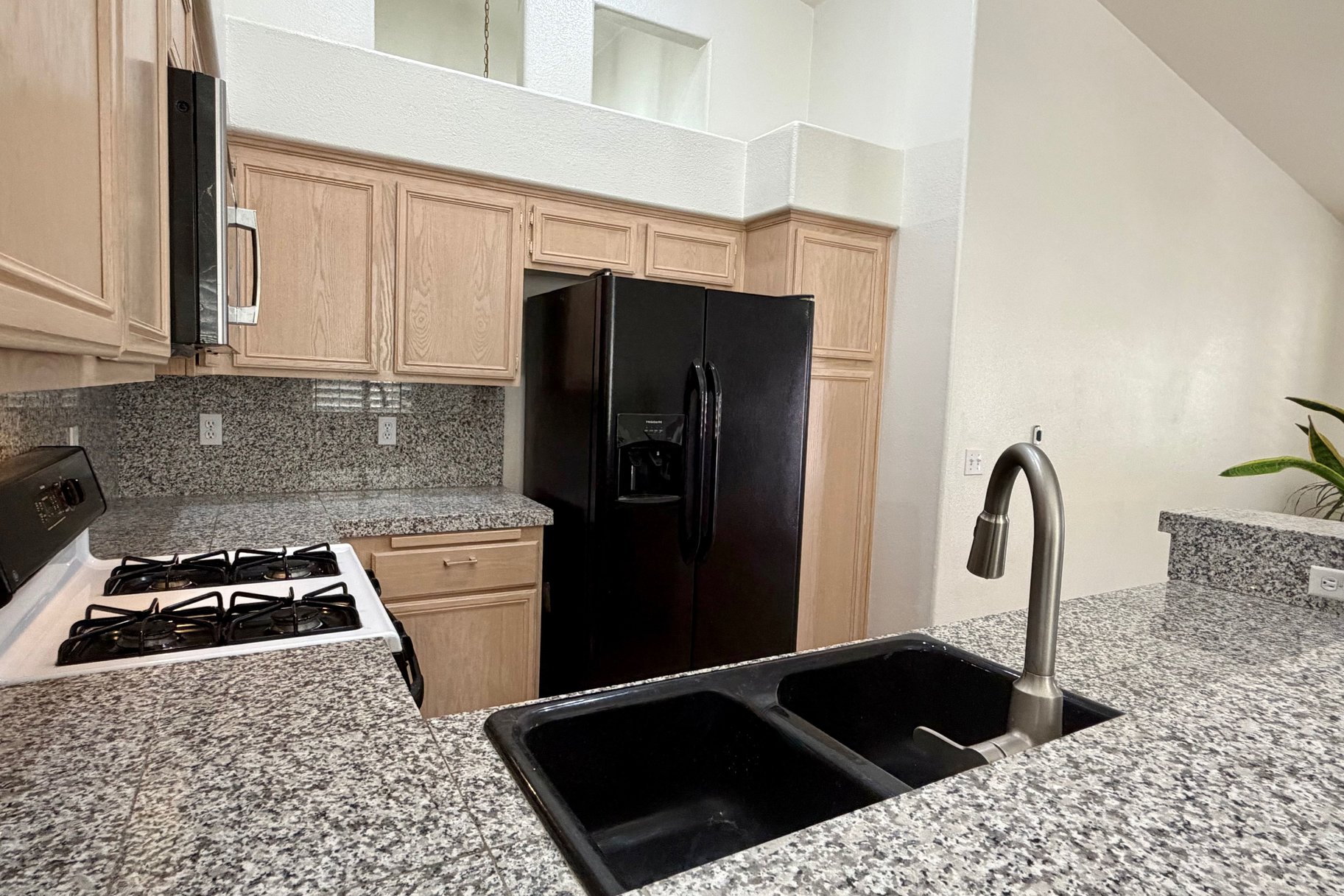  GREAT LOCATION MOVE-IN READY IN SUMMERLIN NORTH - 物件實景