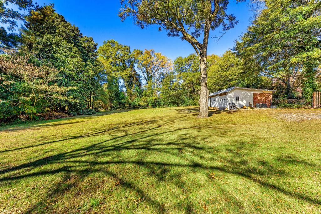 Hartwell, Georgia, 30643, United States, 4 Bedrooms Bedrooms, ,3 BathroomsBathrooms,Residential,For Sale,1989315