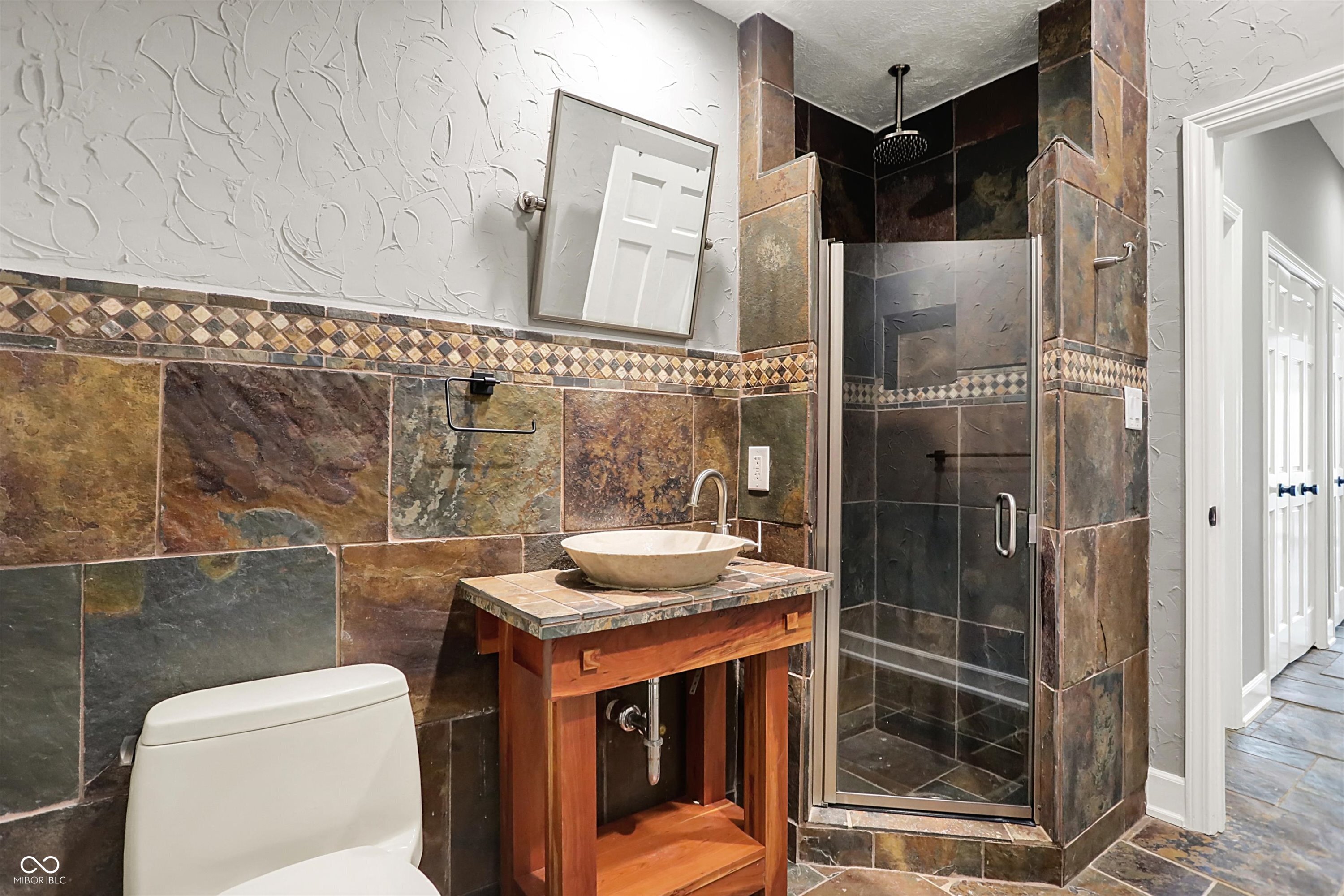 Trafalgar, Indiana, 46181, United States, 4 Bedrooms Bedrooms, ,4 BathroomsBathrooms,Residential,For Sale,1981773