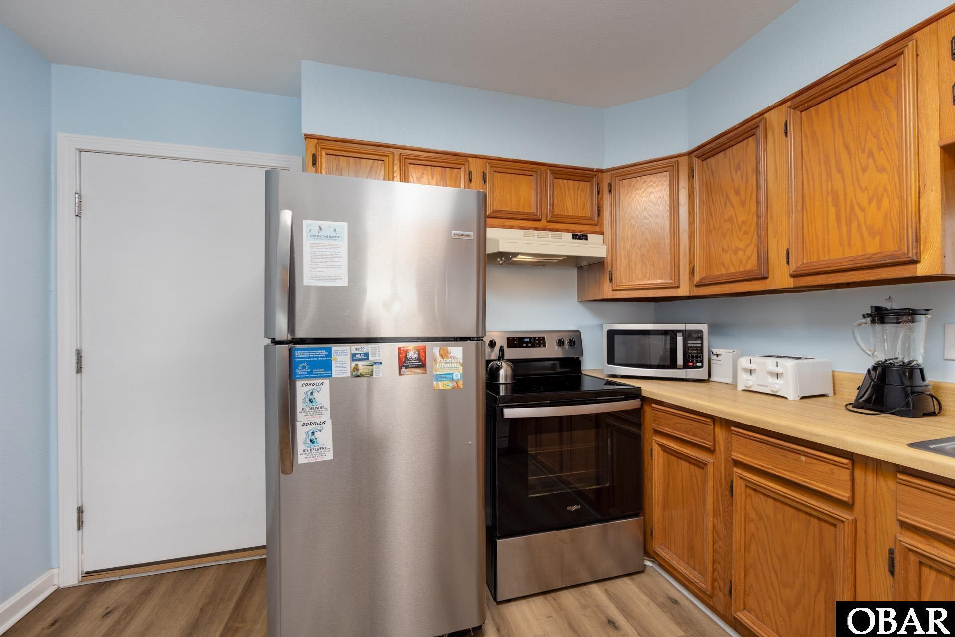 Kill Devil Hills, North Carolina, 27948, United States, 2 Bedrooms Bedrooms, ,2 BathroomsBathrooms,Residential,For Sale,1988255