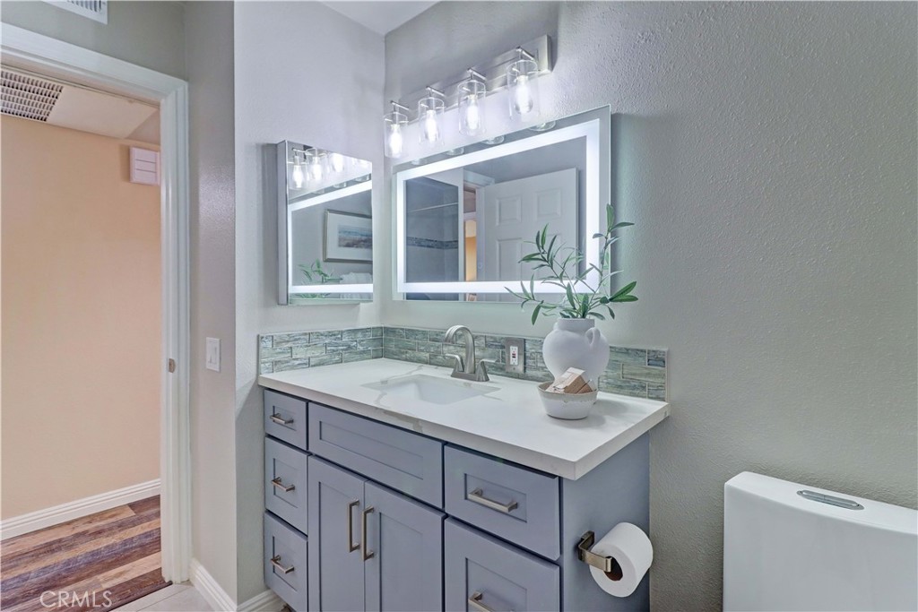 Long Beach, California, 90804, United States, 2 Bedrooms Bedrooms, ,2 BathroomsBathrooms,Residential,For Sale,2001889