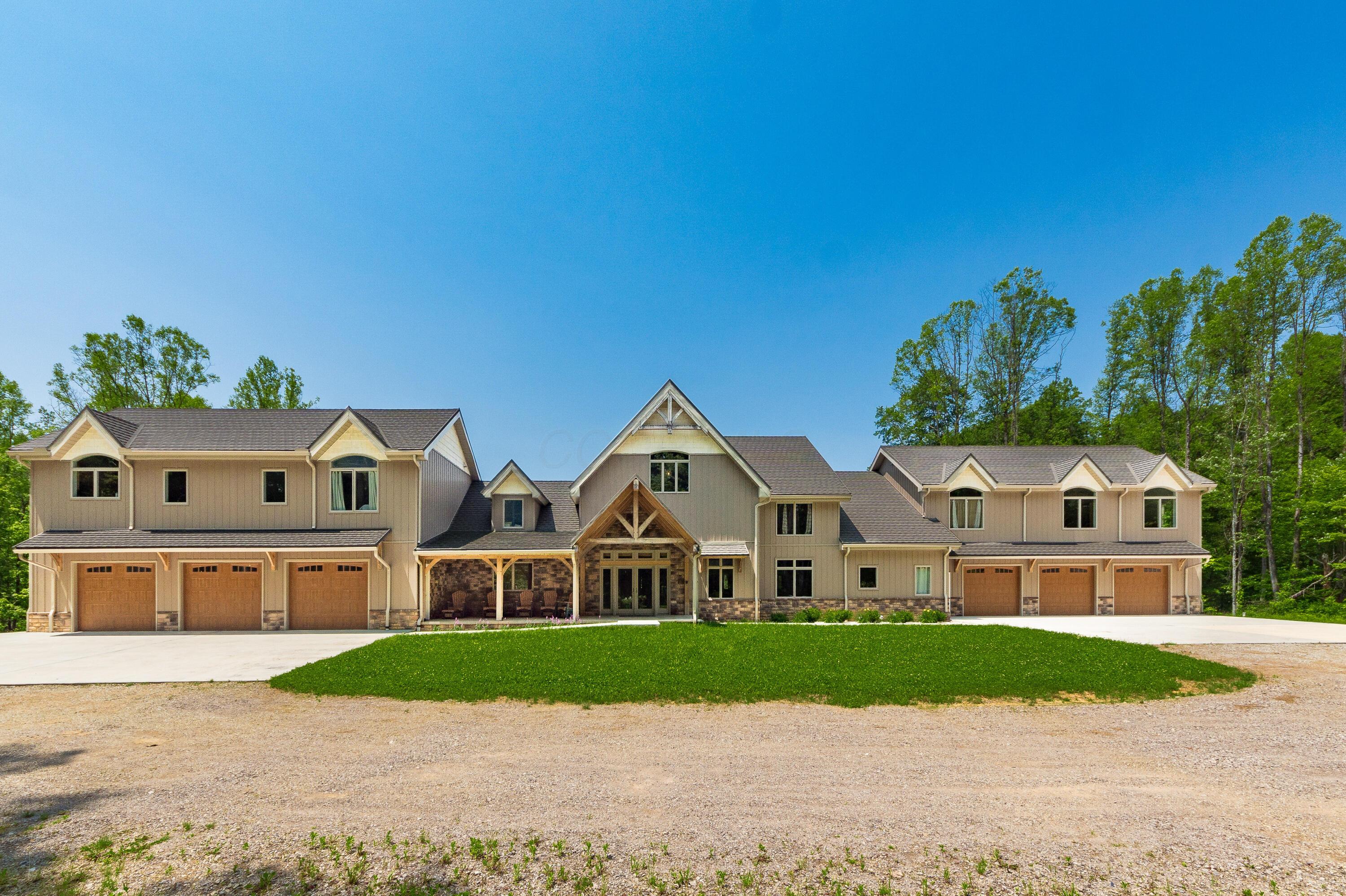 Rockbridge, Ohio, 43149, United States, 8 Bedrooms Bedrooms, ,14 BathroomsBathrooms,Residential,For Sale,1820005