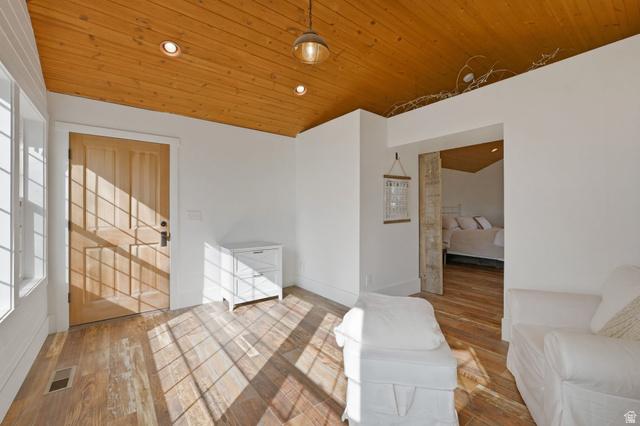 Centerville, Utah, 84014, United States, 4 Bedrooms Bedrooms, ,4 BathroomsBathrooms,Residential,For Sale,2027552