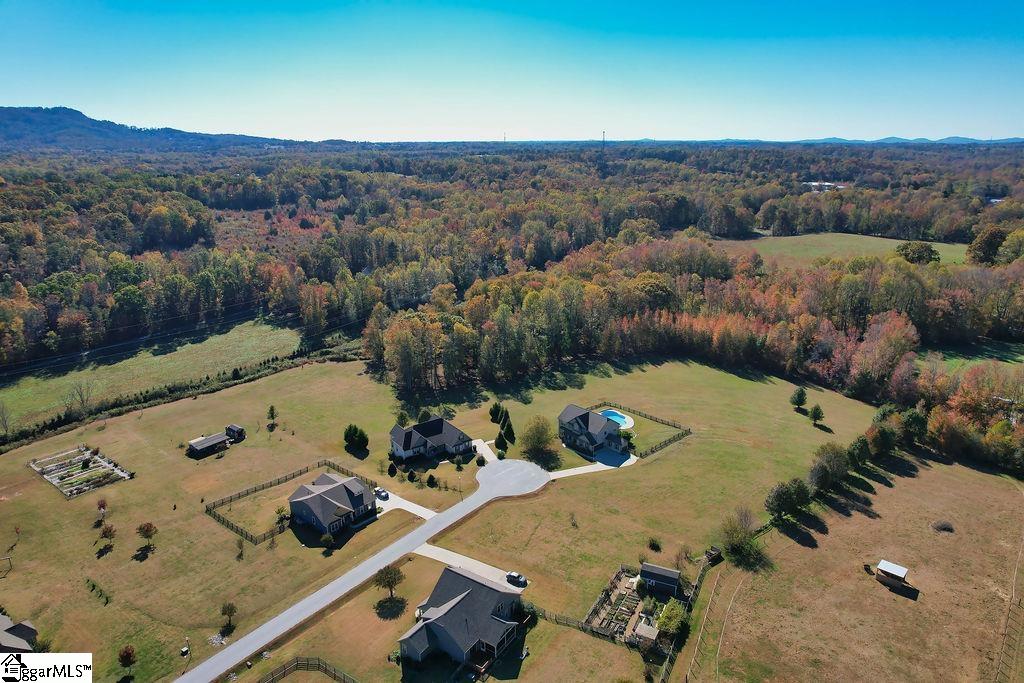 Travelers Rest, South Carolina, 29690, United States, 5 Bedrooms Bedrooms, ,3 BathroomsBathrooms,Residential,For Sale,1986056