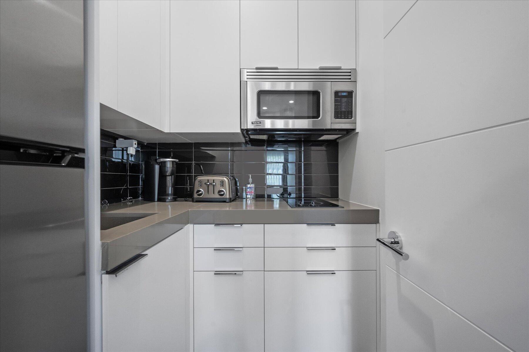  3580 Aiken Court - 物件實景