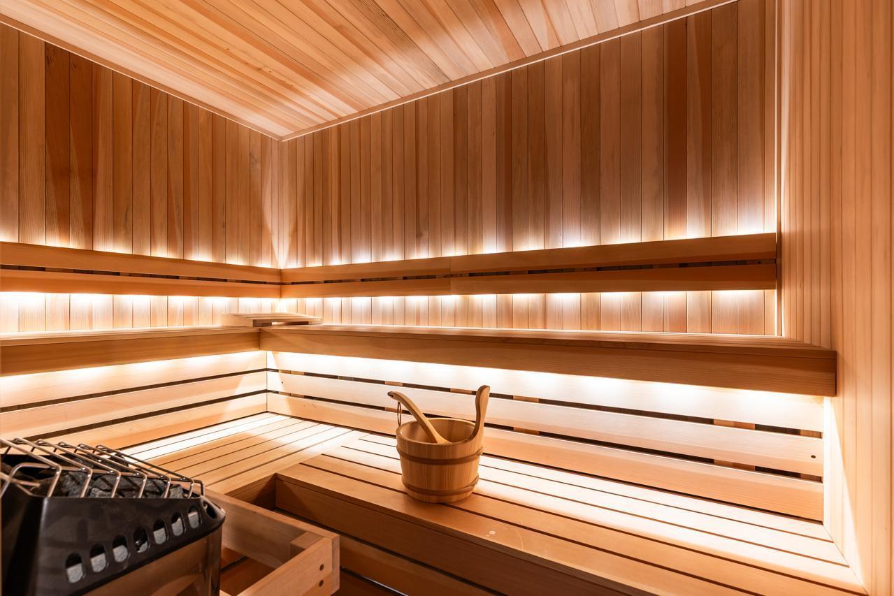 Orono, Minnesota, 55391, United States, 6 Bedrooms Bedrooms, ,3 BathroomsBathrooms,Residential,For Sale,2000639