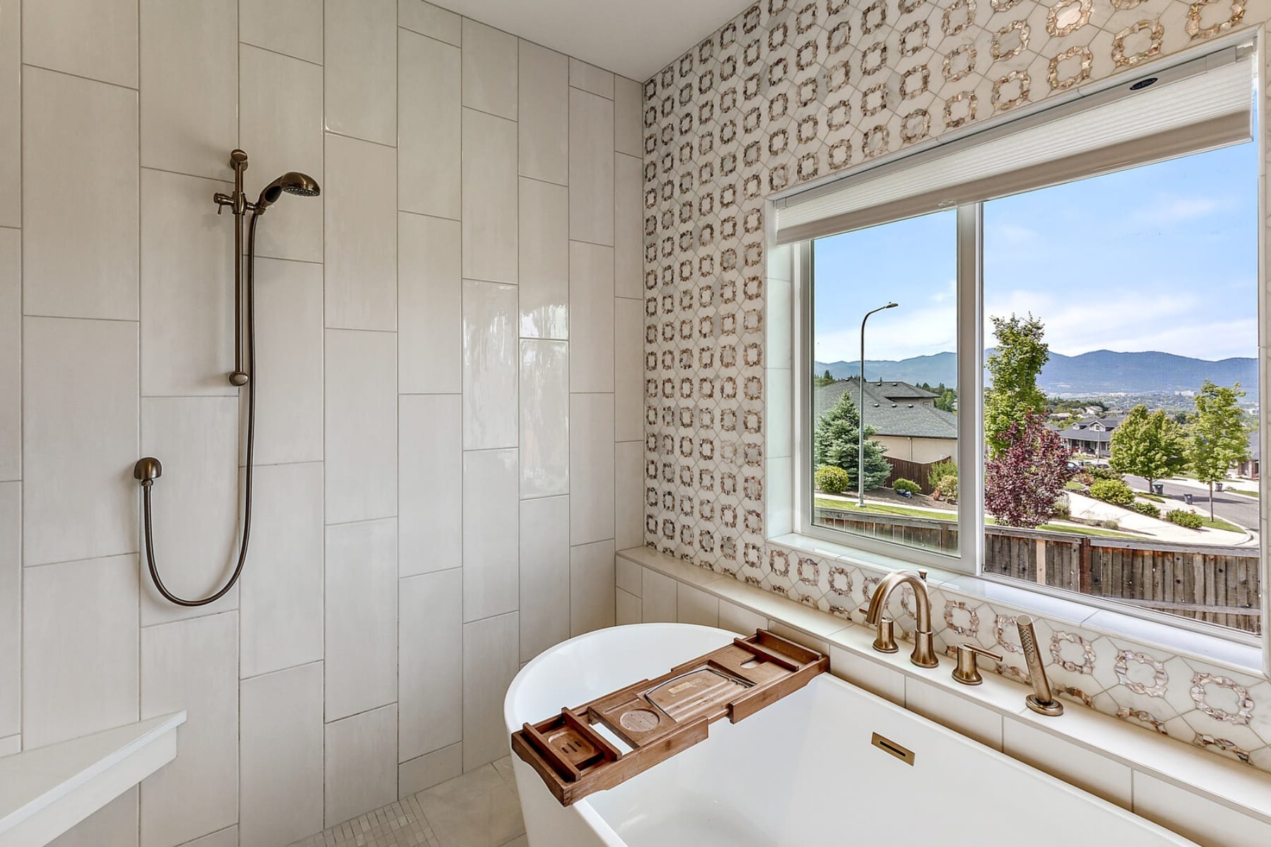  4432 Vista Pointe Drive Medford, OR 97504 - 物件實景