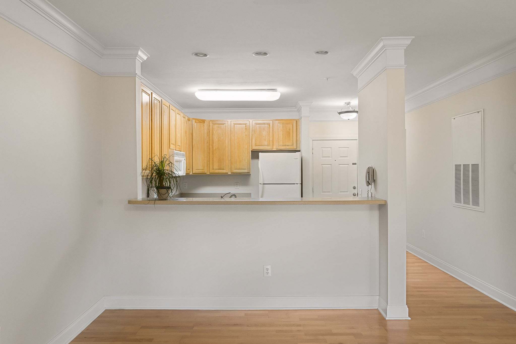  1025 Riverland Woods Place 818 - 物件實景