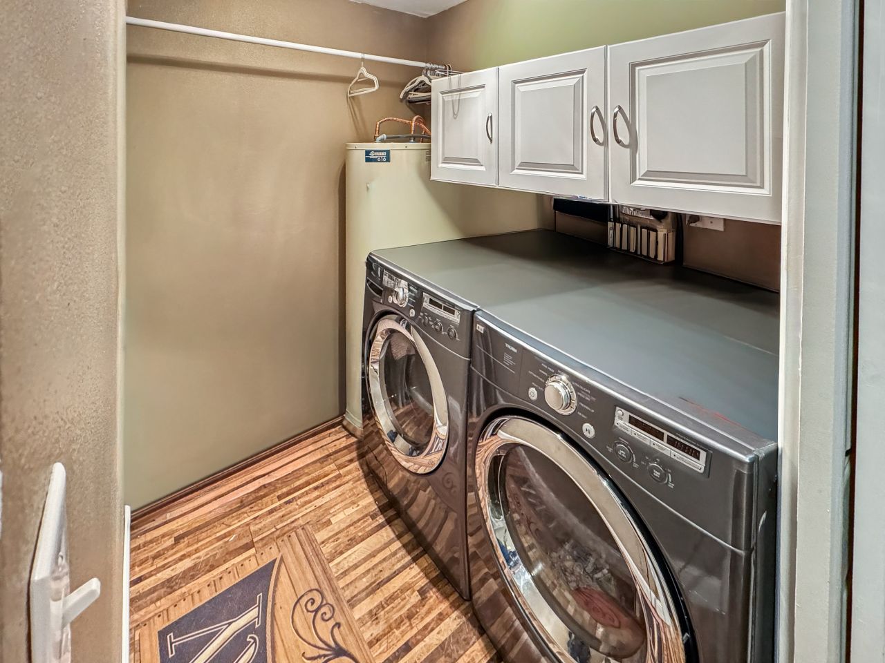 Carlsbad, New Mexico, 88220, United States, 4 Bedrooms Bedrooms, ,4 BathroomsBathrooms,Residential,For Sale,2010434