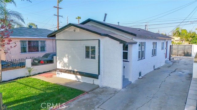 Los Angeles, California, 90002, United States, 3 Bedrooms Bedrooms, ,2 BathroomsBathrooms,Residential,For Sale,1928676