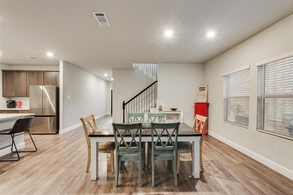 Melissa, Texas, 75454, United States, 4 Bedrooms Bedrooms, ,4 BathroomsBathrooms,Residential,For Sale,1900978