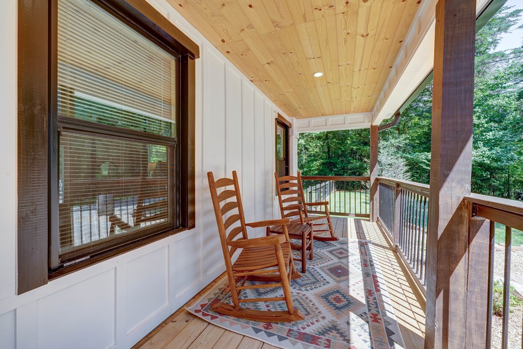 Ellijay, Georgia, 30536, United States, 4 Bedrooms Bedrooms, ,2 BathroomsBathrooms,Residential,For Sale,2015315