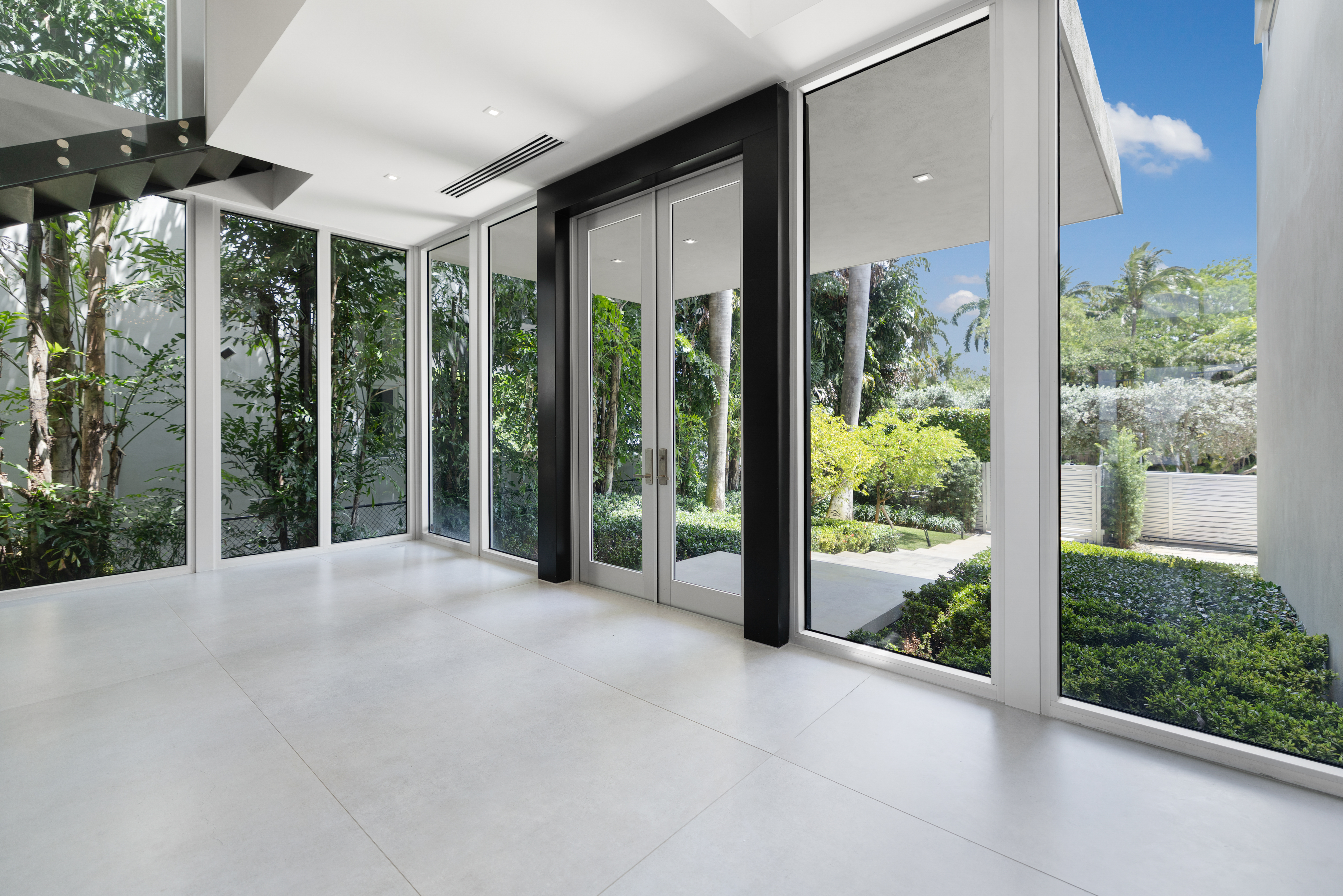  1379 N Venetian Way, Miami, FL, 33139 - 物件實景