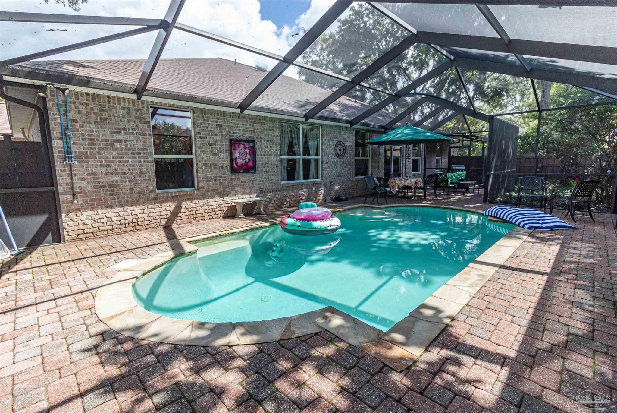 Navarre, Florida, 32566, United States, 3 Bedrooms Bedrooms, ,3 BathroomsBathrooms,Residential,For Sale,1903505