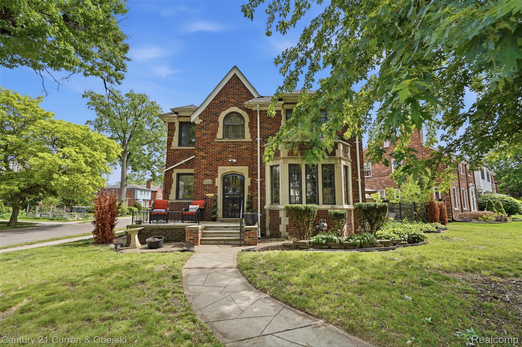 Detroit, Michigan, 48221, United States, 4 Bedrooms Bedrooms, ,3 BathroomsBathrooms,Residential,For Sale,2048542