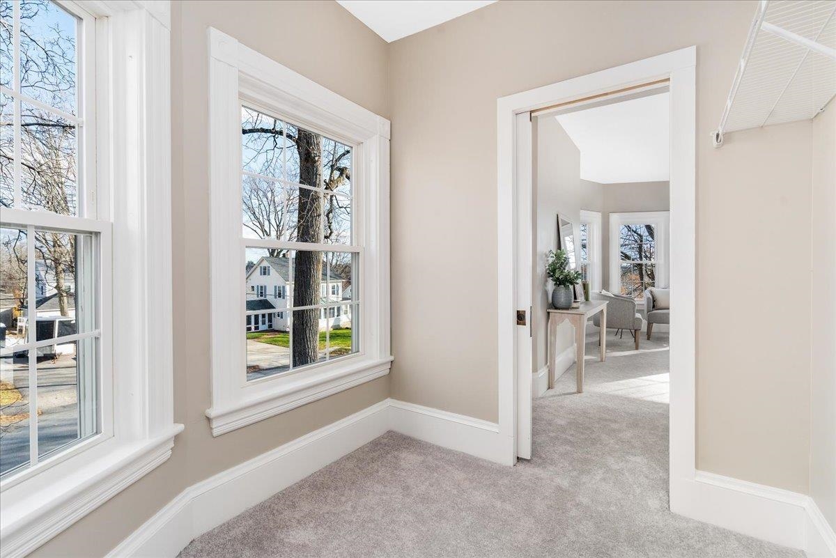 Nashua, New Hampshire, 03064, United States, 4 Bedrooms Bedrooms, ,3 BathroomsBathrooms,Residential,For Sale,1901242