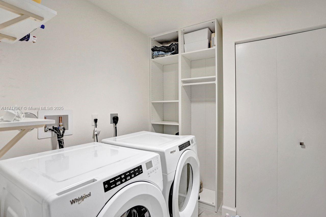 5350 NW 84th Ave Unit 901, Doral, Florida, 33166, United States, 3 Bedrooms Bedrooms, ,3 BathroomsBathrooms,Residential,For Sale,5350 NW 84th Ave Unit 901,1679043