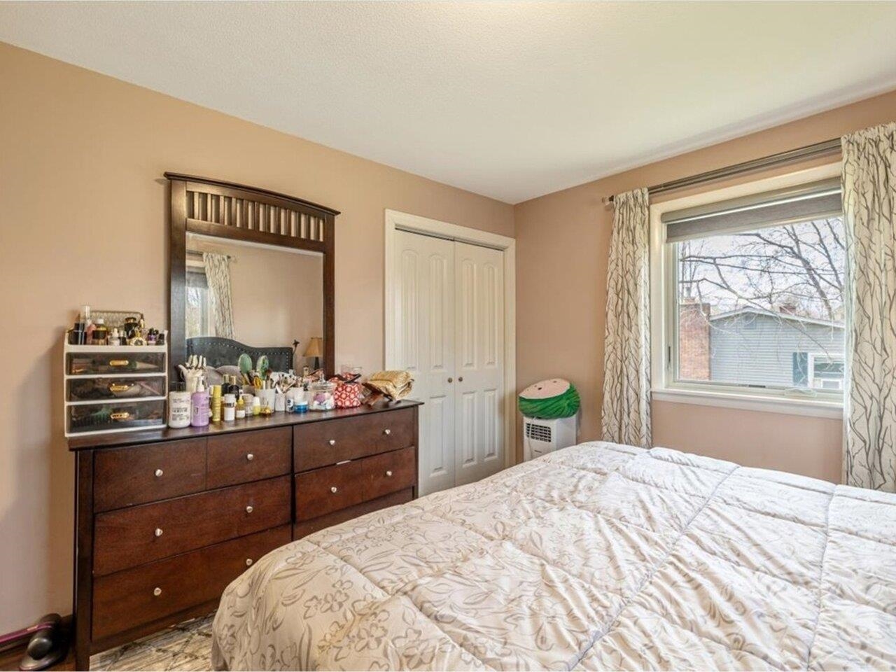 Essex Junction, Vermont, 05452, United States, 3 Bedrooms Bedrooms, ,1 BathroomBathrooms,Residential,For Sale,1827239