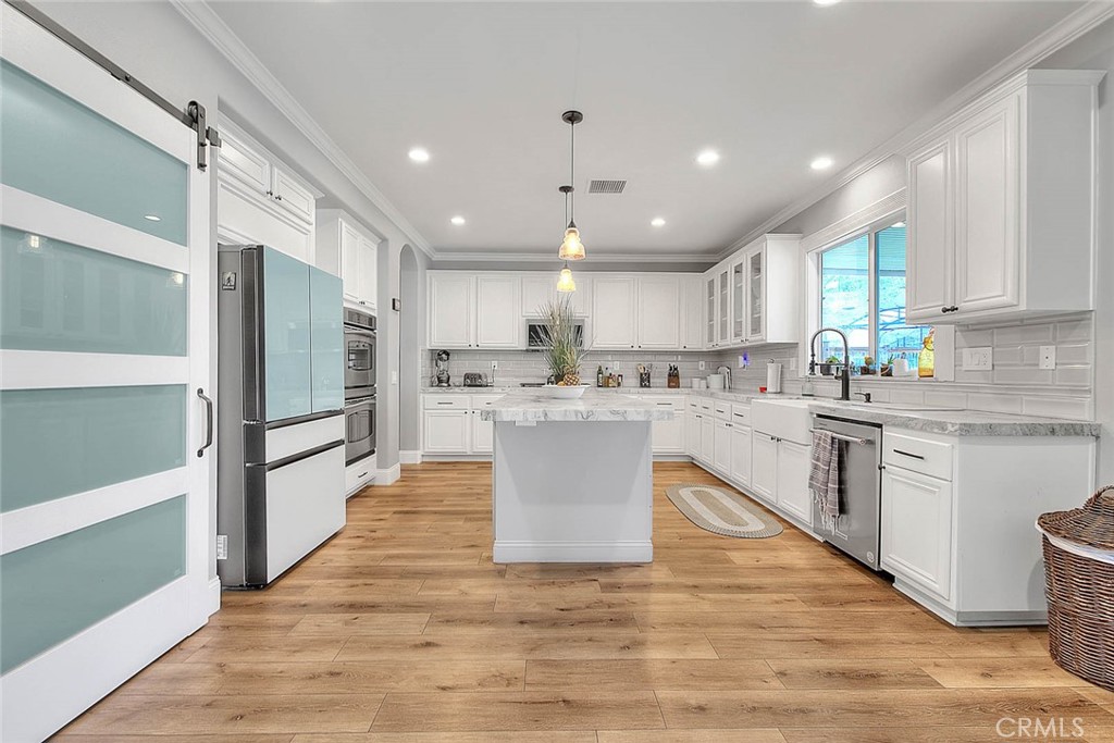 Corona, California, 92881, United States, 6 Bedrooms Bedrooms, ,6 BathroomsBathrooms,Residential,For Sale,1810577